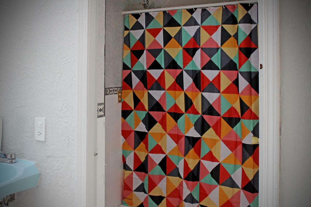 Hostal Americana Guadalajara Buitenkant foto