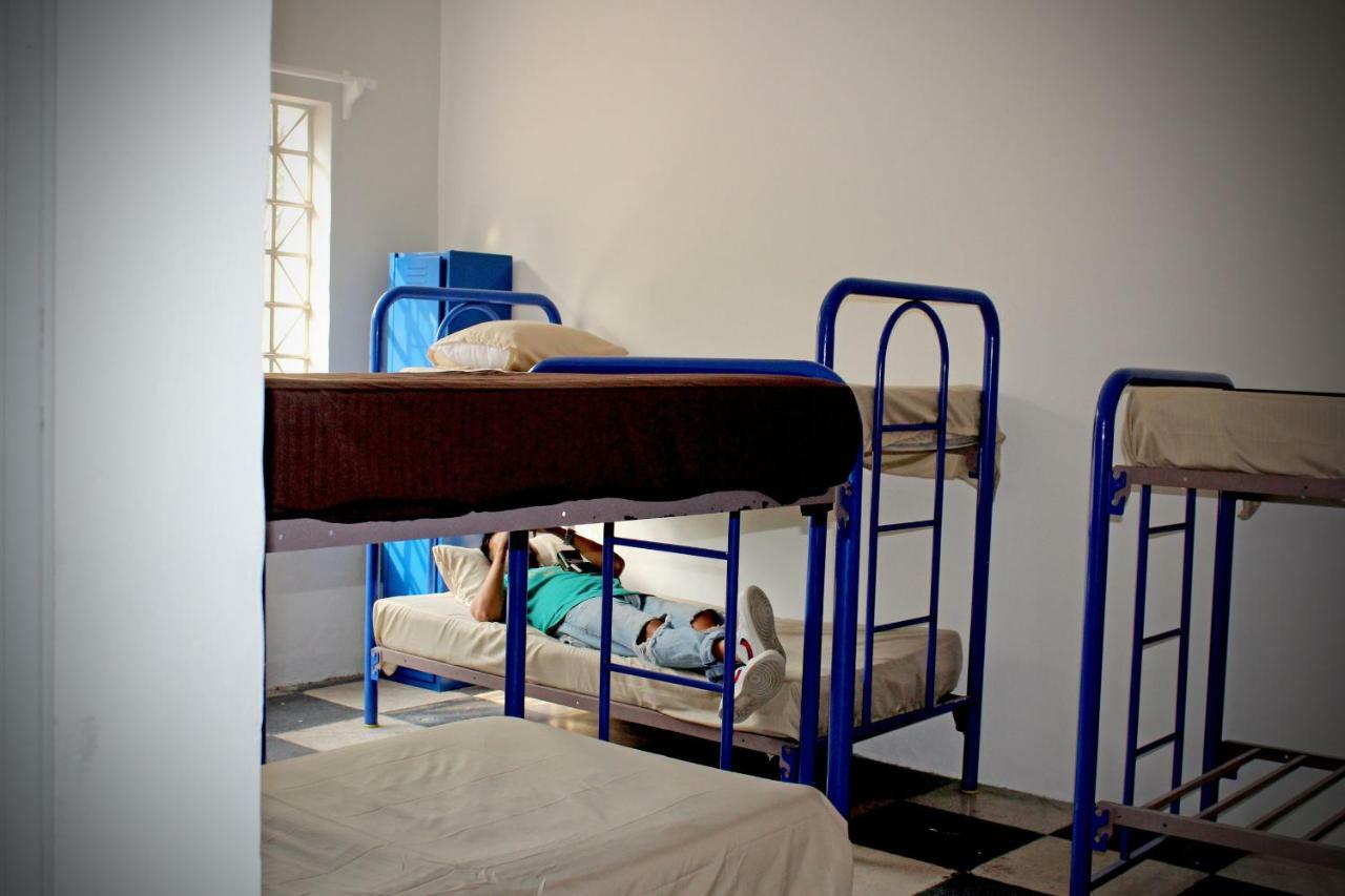 Hostal Americana Guadalajara Buitenkant foto