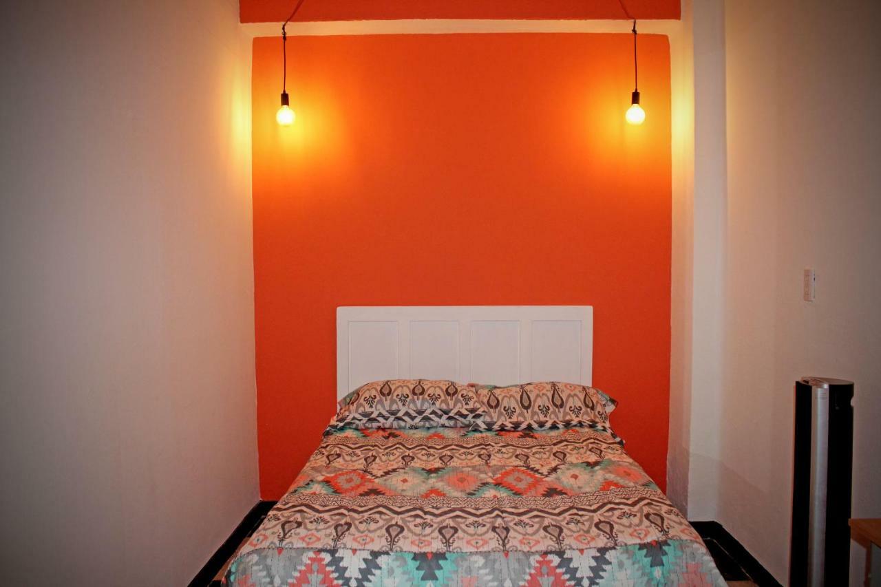 Hostal Americana Guadalajara Buitenkant foto