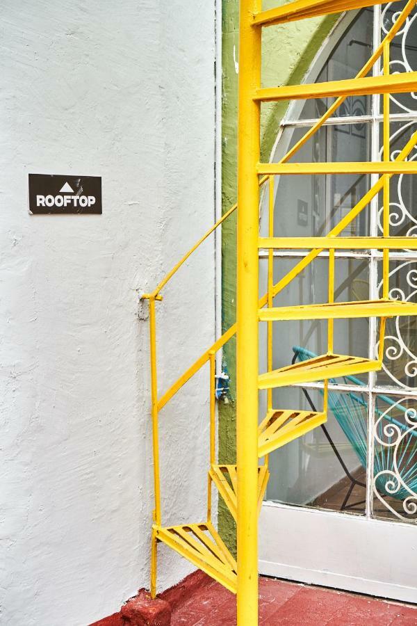 Hostal Americana Guadalajara Buitenkant foto