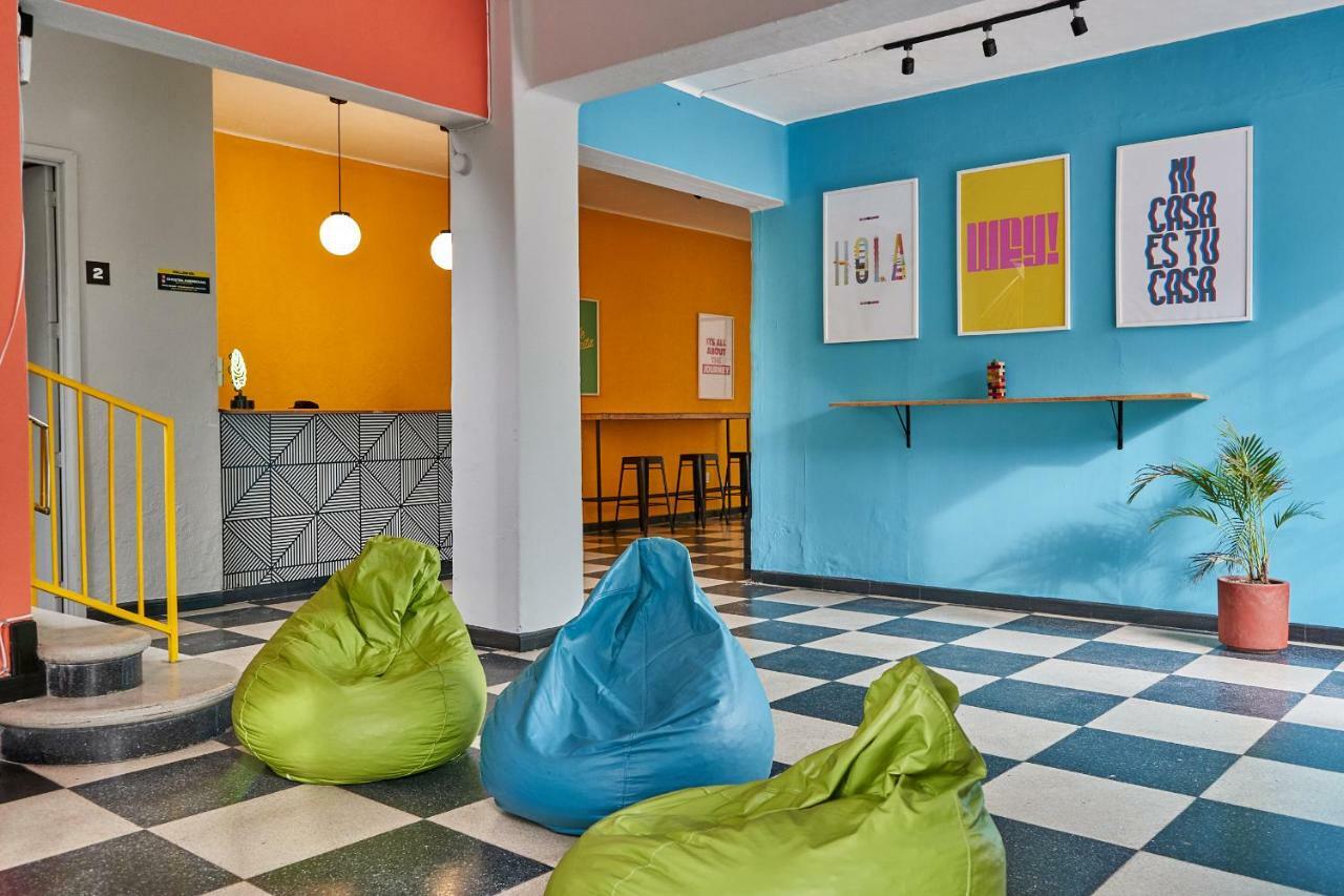 Hostal Americana Guadalajara Buitenkant foto