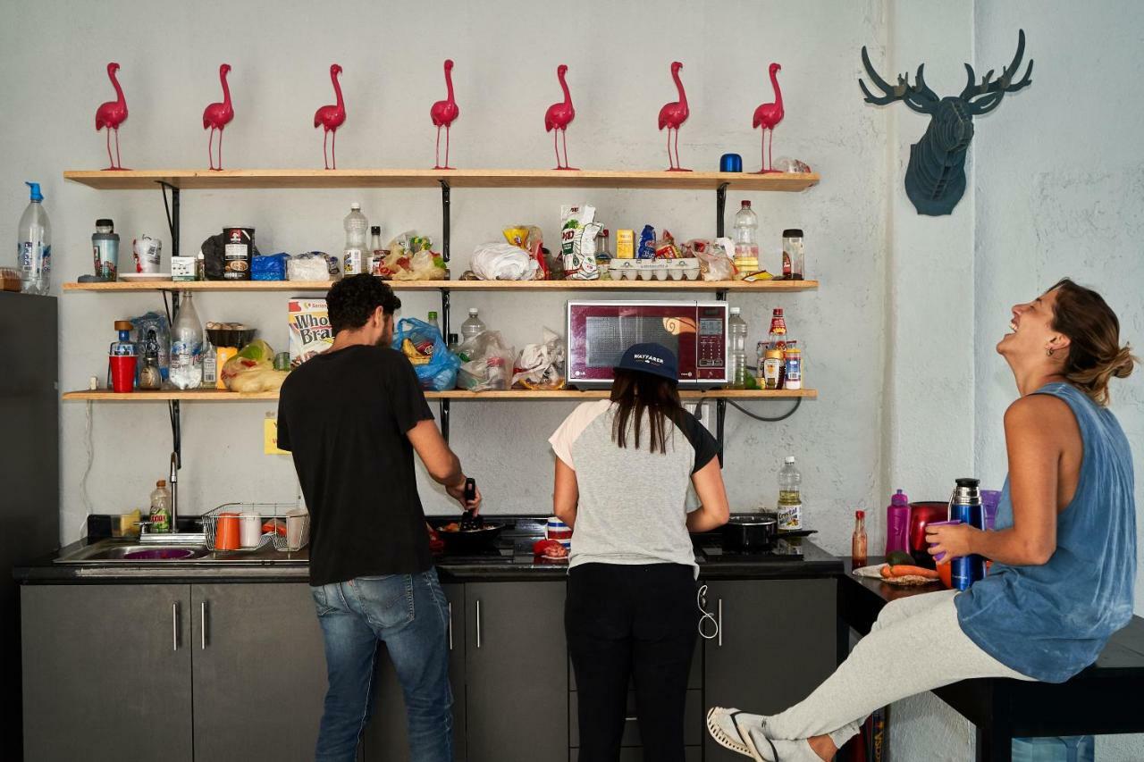 Hostal Americana Guadalajara Buitenkant foto