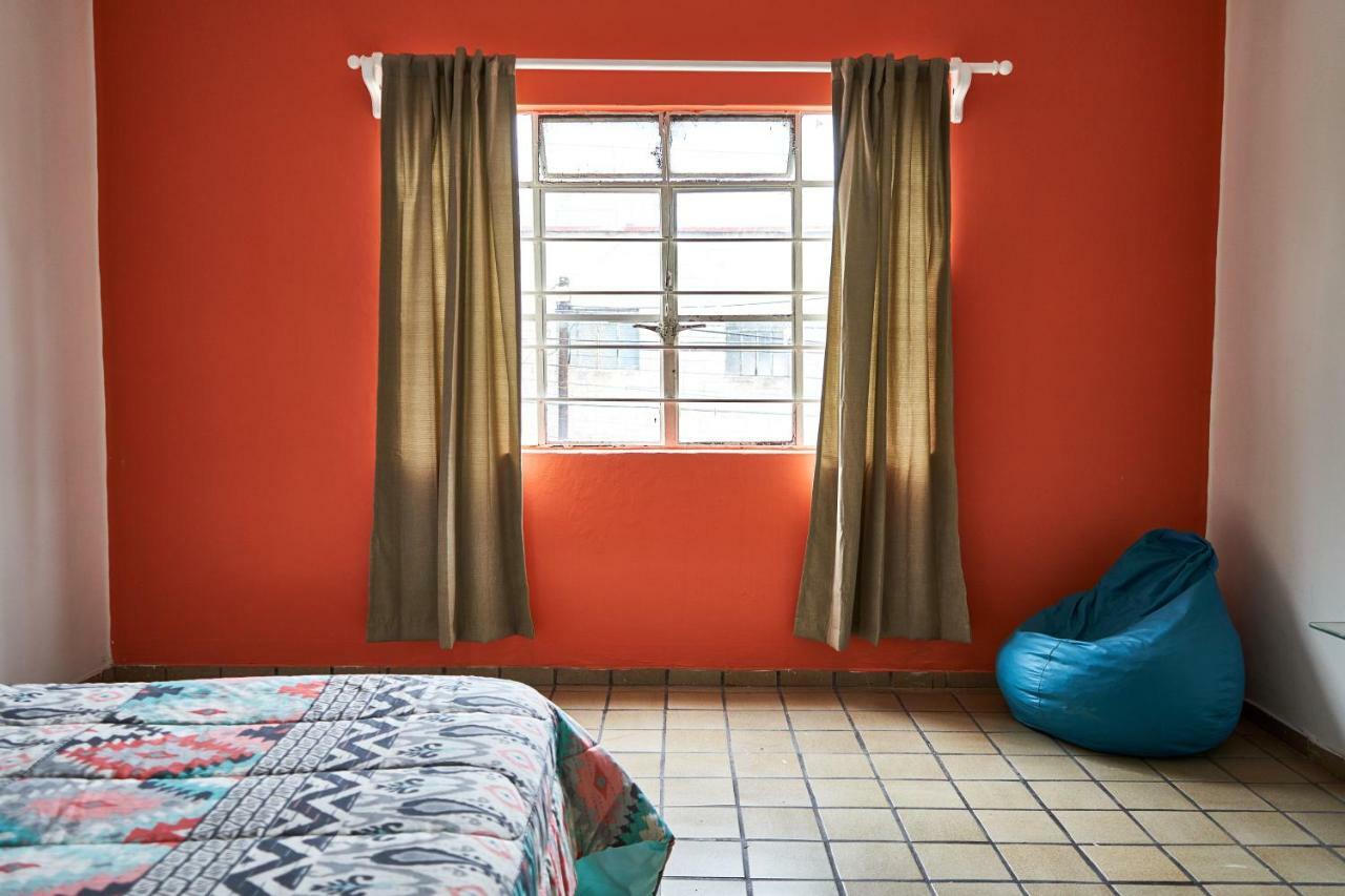 Hostal Americana Guadalajara Buitenkant foto